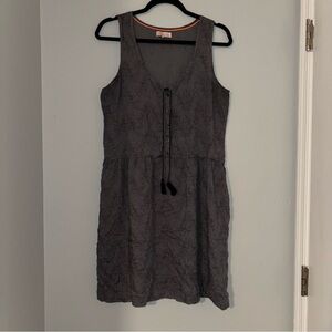 Clementina Gray Micro-Polka Dot Sleeveless Button-Up Tassel Top Tunic